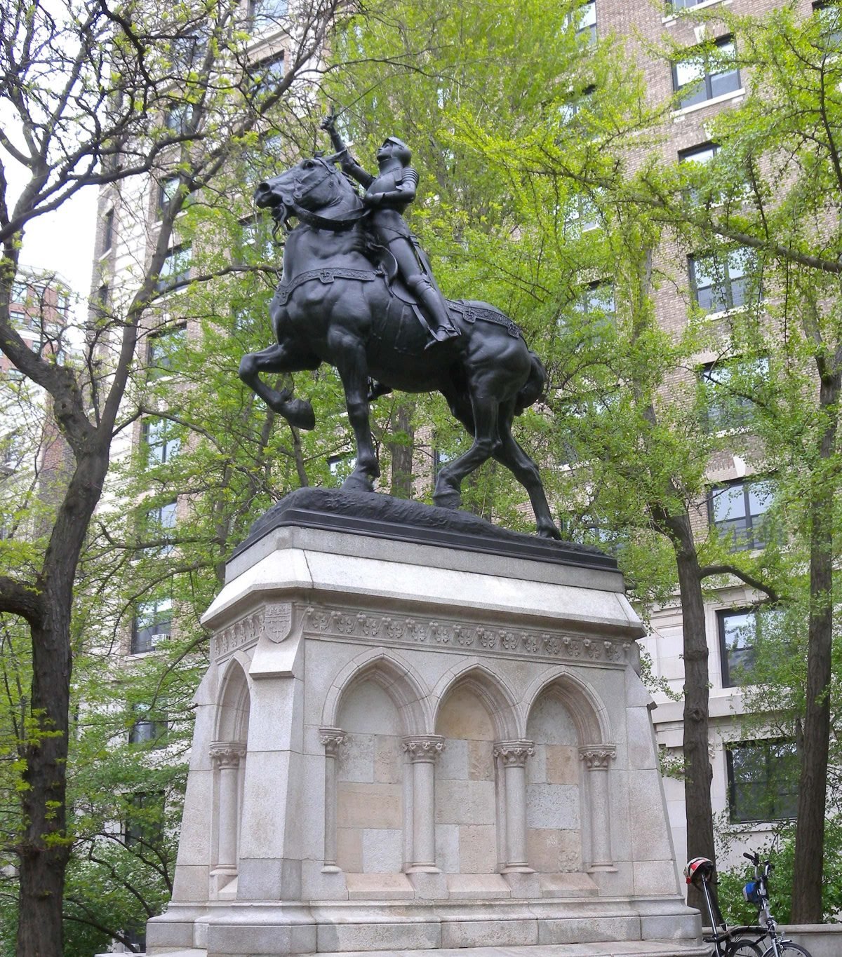 Anna Hyatt Huntington’s Joan of Arc