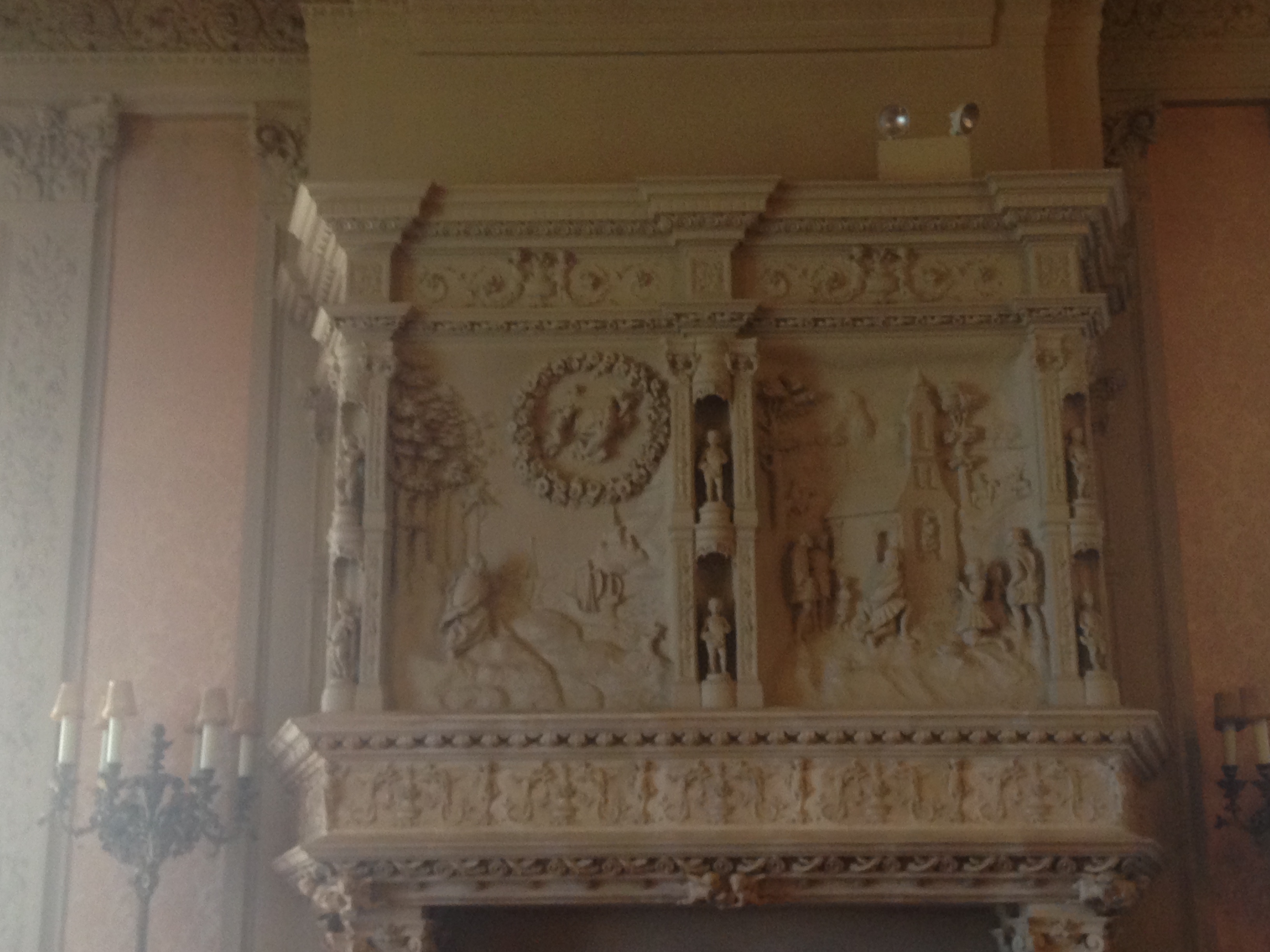 Rosecliff mantelpiece