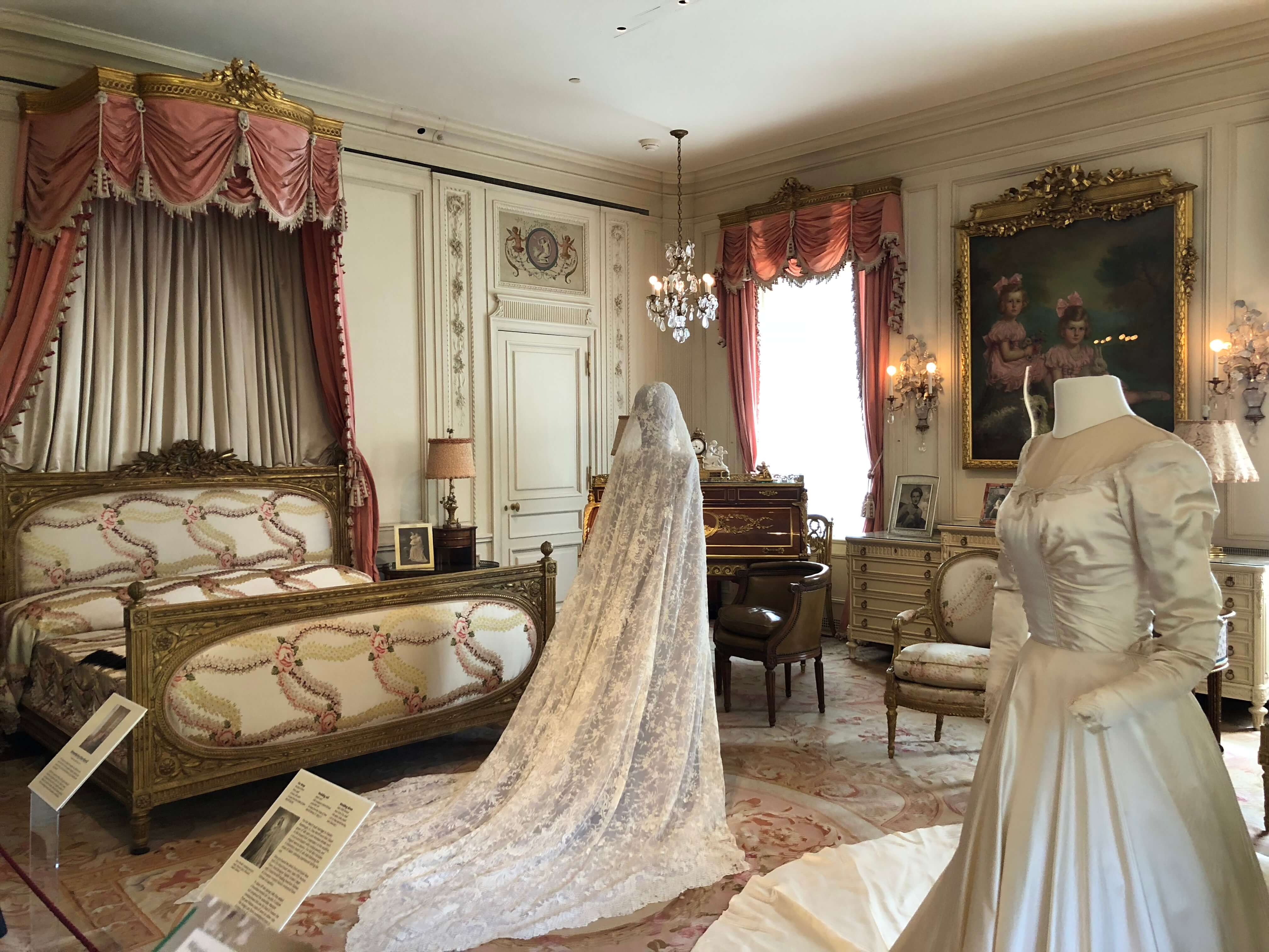 Hillwood bedroom wedding gowns